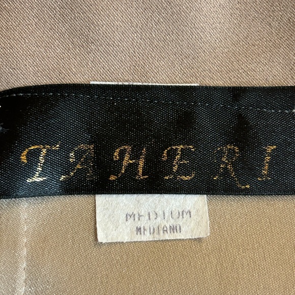 Women’s Teheri two pice outfit - Picture 4 of 4